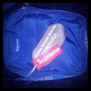 supreme shoulder bag